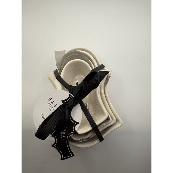 Brand NEW 2024 Rae Dunn Halloween White GHOST Shaped Measuring Cups - Picture 2 of 6
